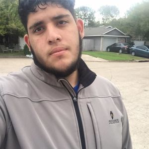 Meet your Posher, Mauricio